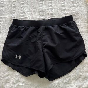 black under armour running shorts size medium